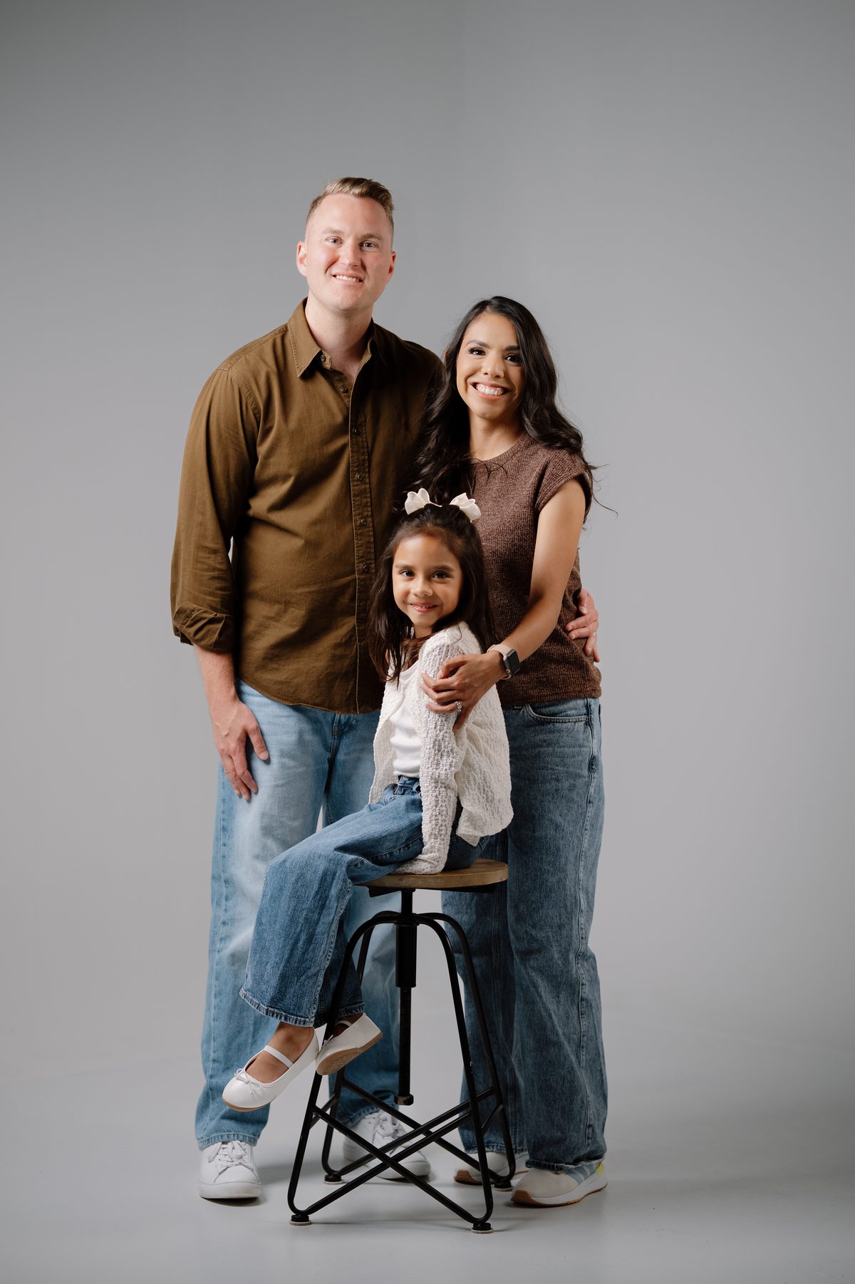 Travis Phillips with wife Katherine and daughter
Hazel